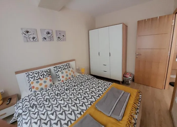 Alf アパート ズラティボール